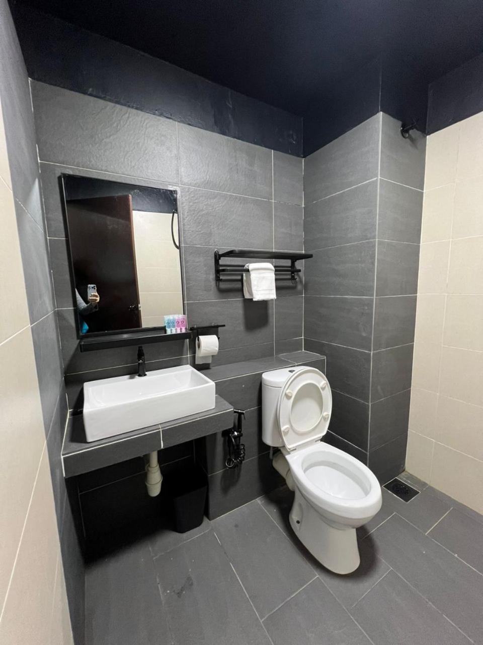 Samsara Studio Apartment At Kompleks Mutiara Gm Gua Musang Exteriér fotografie